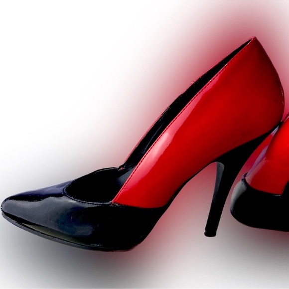 80s Patent leather pumps latex style red and black Spike heels 👠 Vintage - Picture 4 of 12